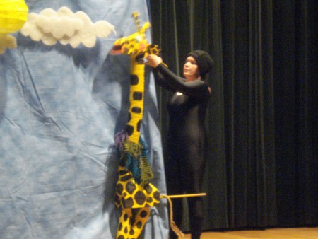 teatro na fundação Cupertino Miraanda. A "Girafa que comia estrelas".